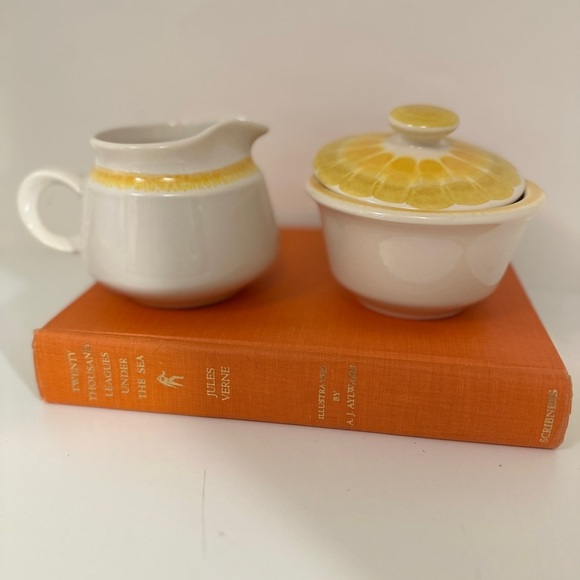 Vintage Franciscan Sundance cream/sugar divided dish set - Picture 3 of 5